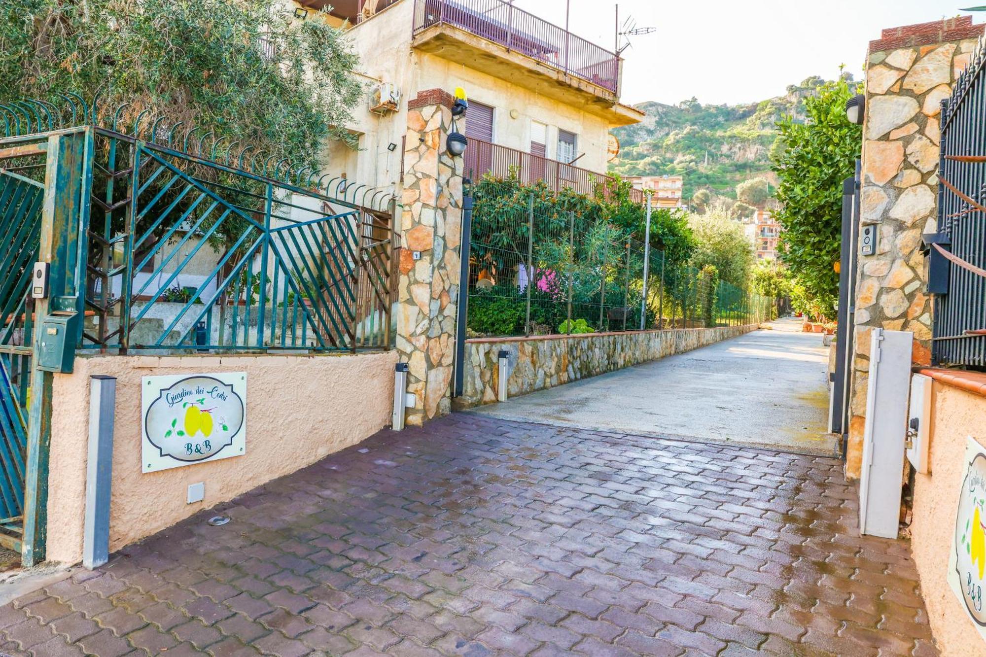 B&B Giardino Dei Cedri Trabia Εξωτερικό φωτογραφία